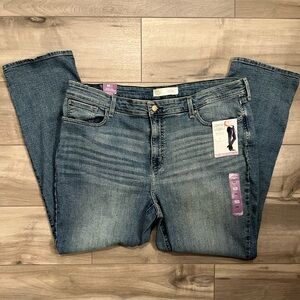 Levi Strauss Midrise Straight Totally Shaping Jeans size 24